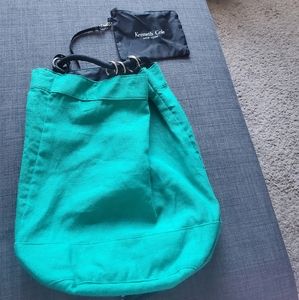 Kenneth Cole | reversibles teal and black bucket bag